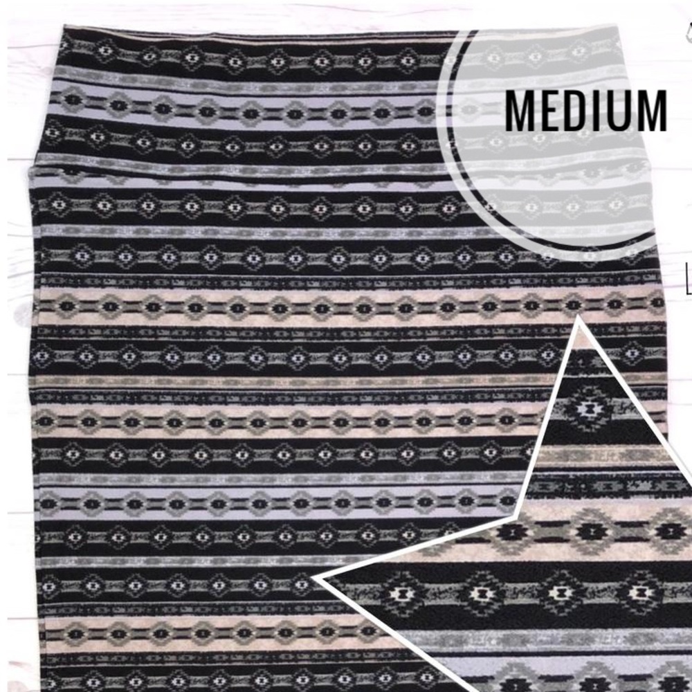 BNWT Lularoe Cassie Pencil Skirt